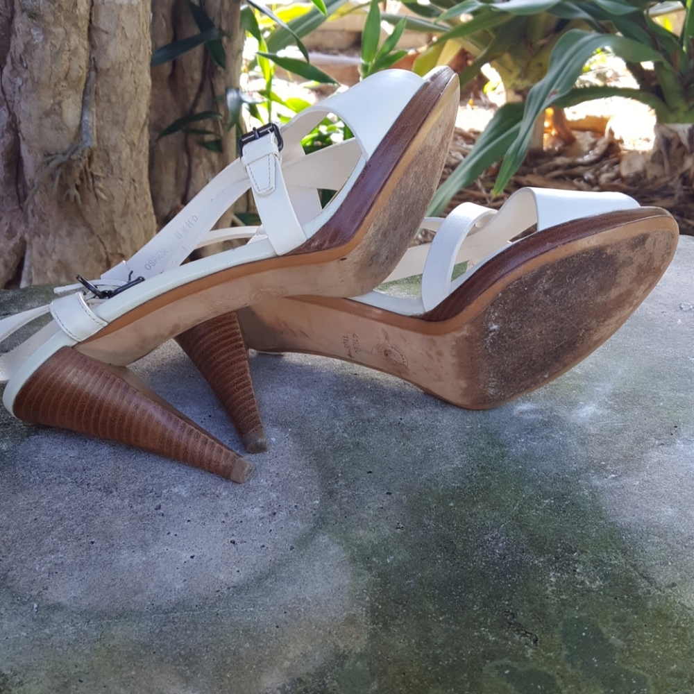41.5/11 (10.5-11 per actual fit) Heeled Leather Sandals by Bally! - Picture 8 of 8
